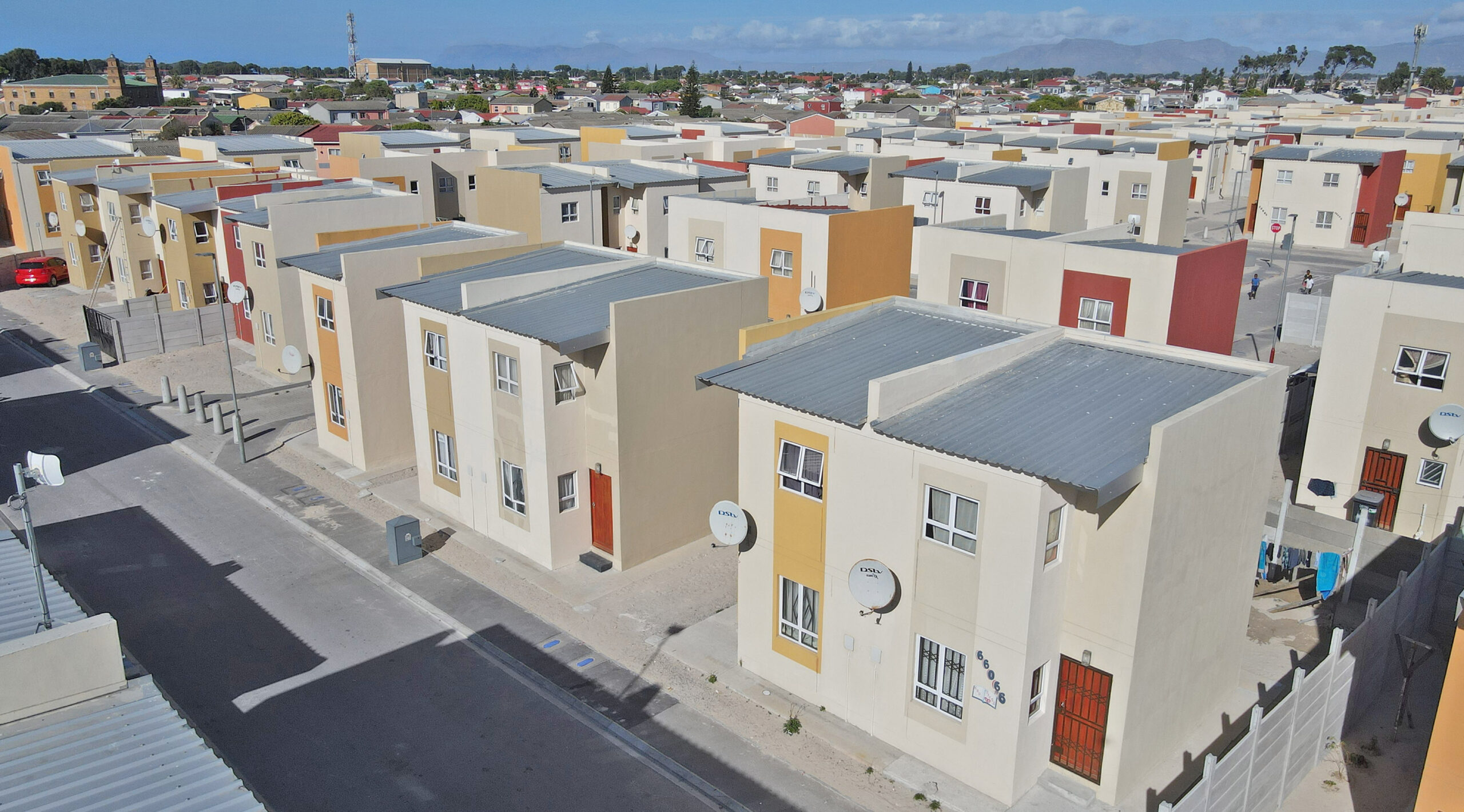 Roads & Civils: Southern Corridor Phase 1 – Farm 694