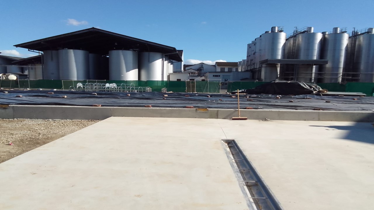 Roads & Civils: Heineken: Adam Tas Store 64B